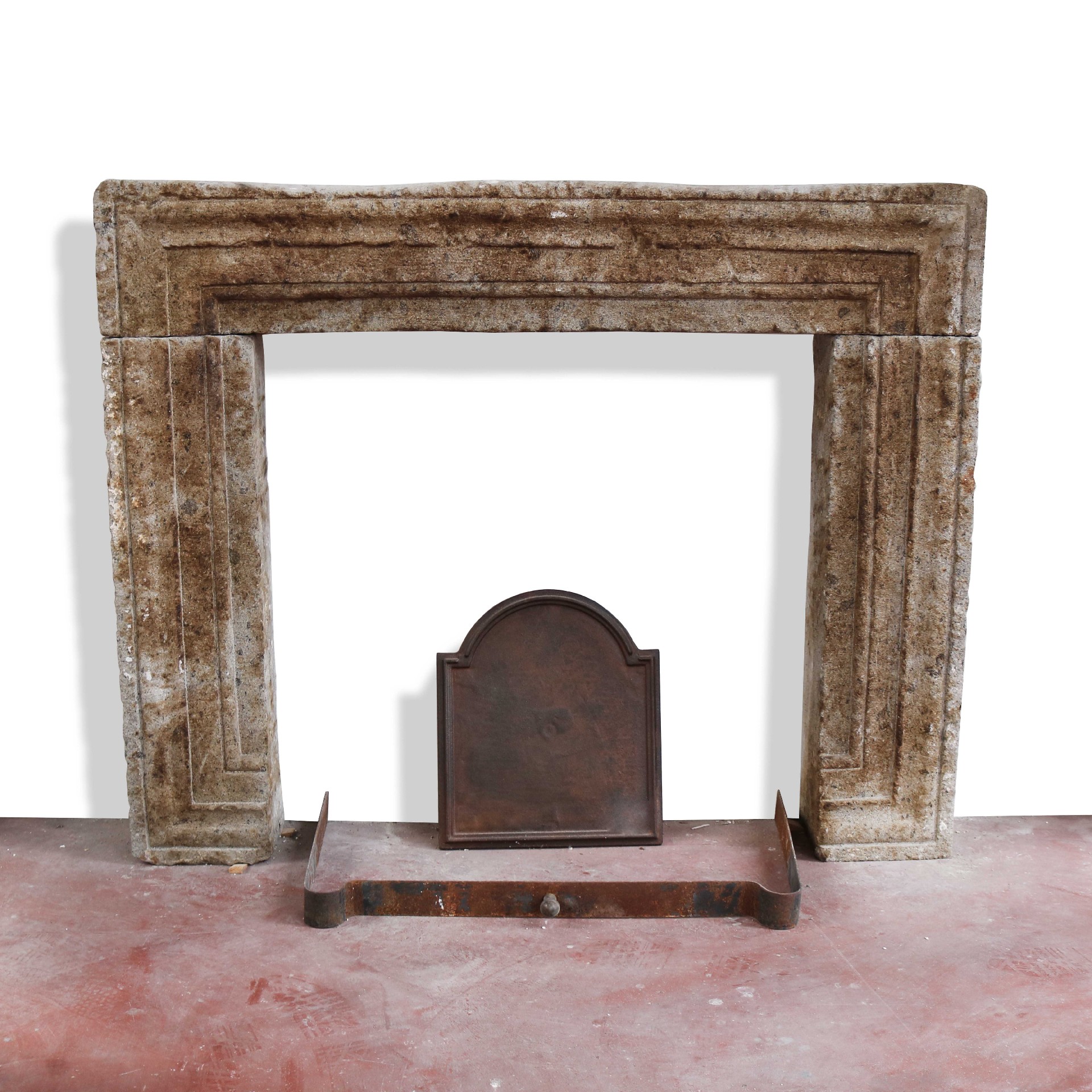Camino antico in pietra, cm 142x114 h. - Camini Antichi - Camini e Accessori - Prodotti - Antichità Fiorillo
