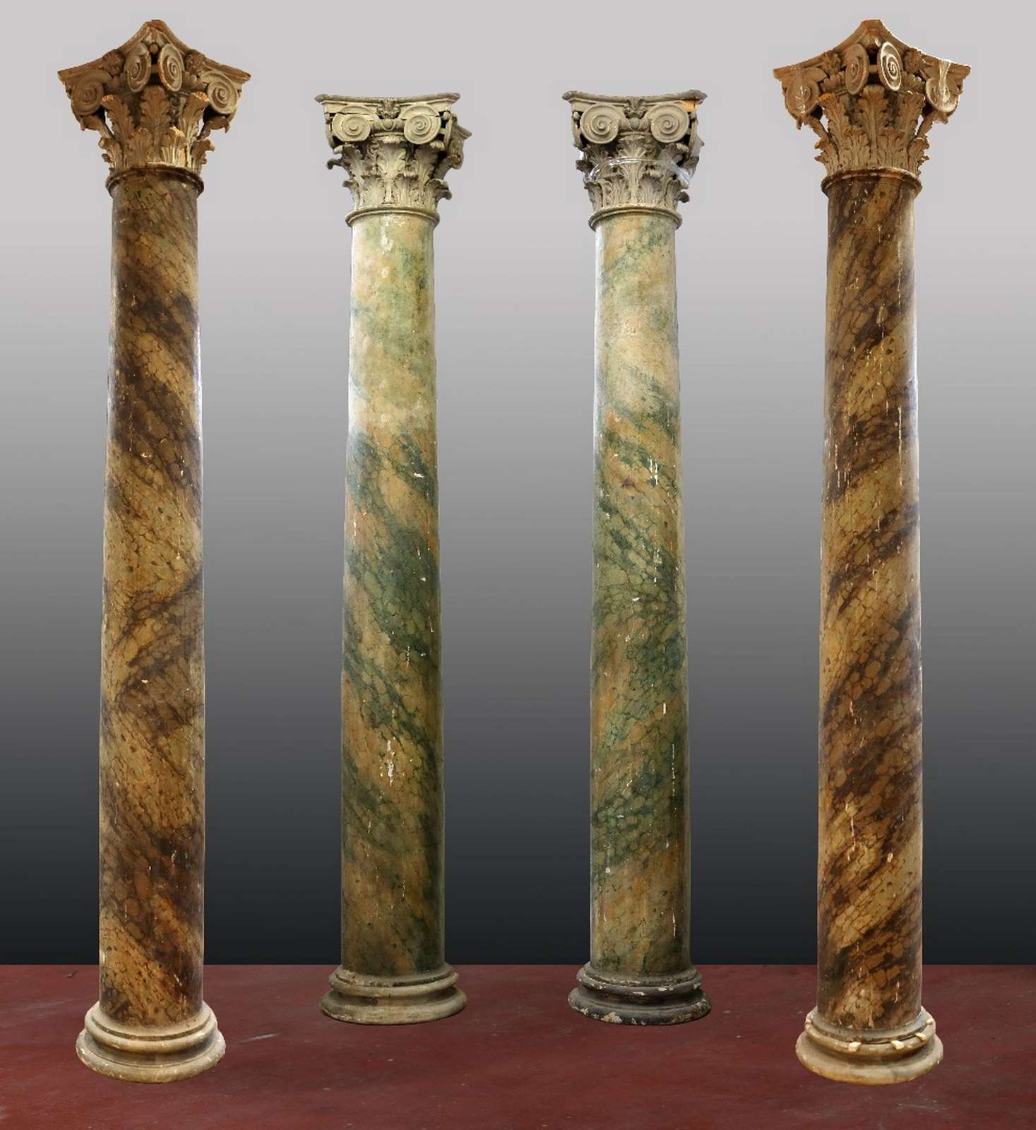 Quattro antiche colonne in legno. Epoca Luigi XIV. - Colonne antiche - Architettura - Prodotti - Antichità Fiorillo