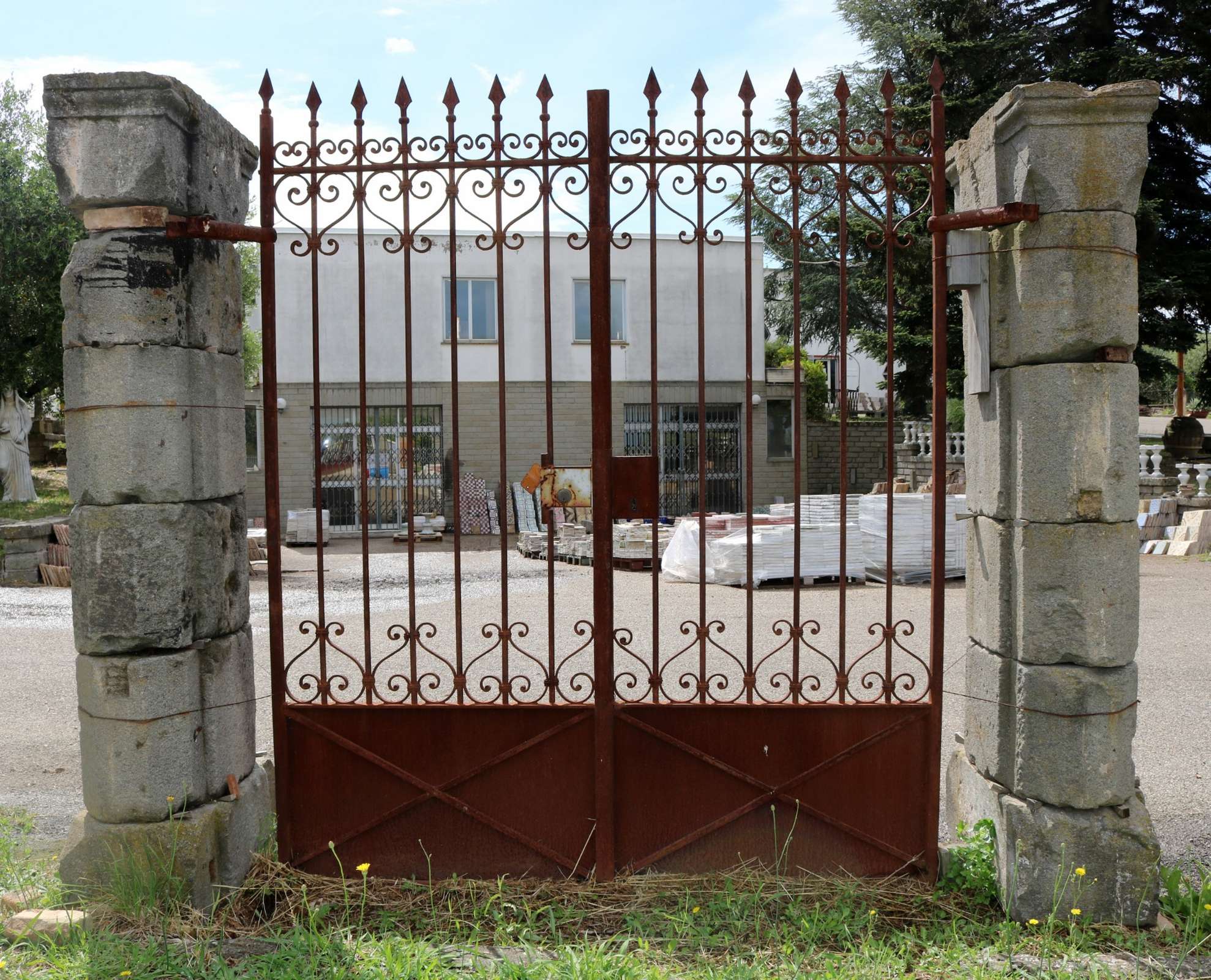 Antico cancello in ferro. Epoca 1800. - 1
