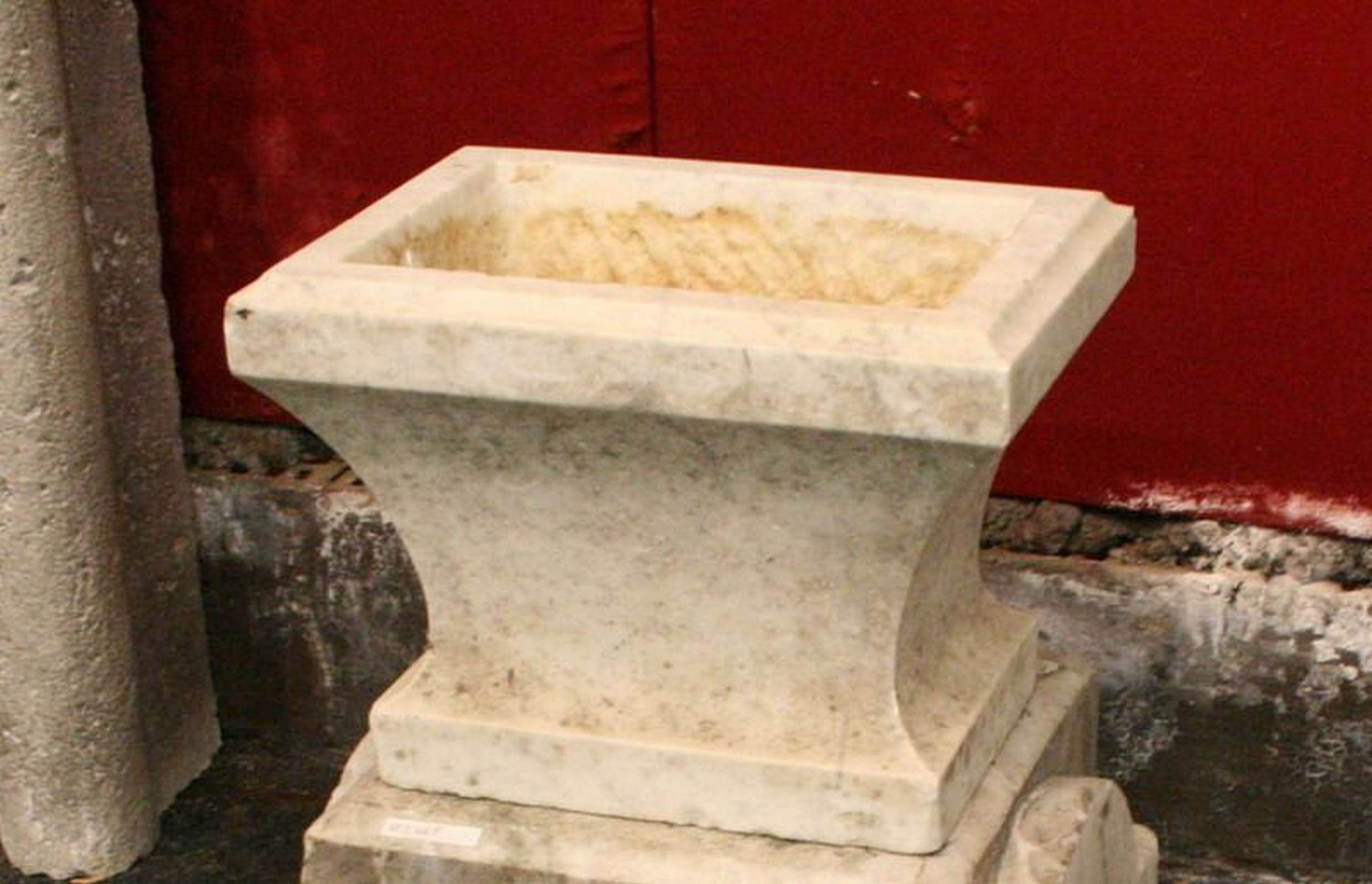 Vaschetta in marmo - Fontane Antiche - Arredo Giardino - Prodotti - Antichità Fiorillo