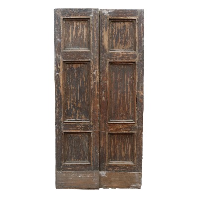 Due antiche porte in legno 