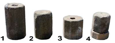 Quattro antiche colonne ottagonali in pietra. Epoca 1600. 