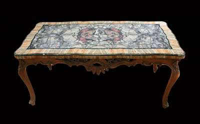 Tavolo antico in marmo con base in legno. Epoca 1800. 