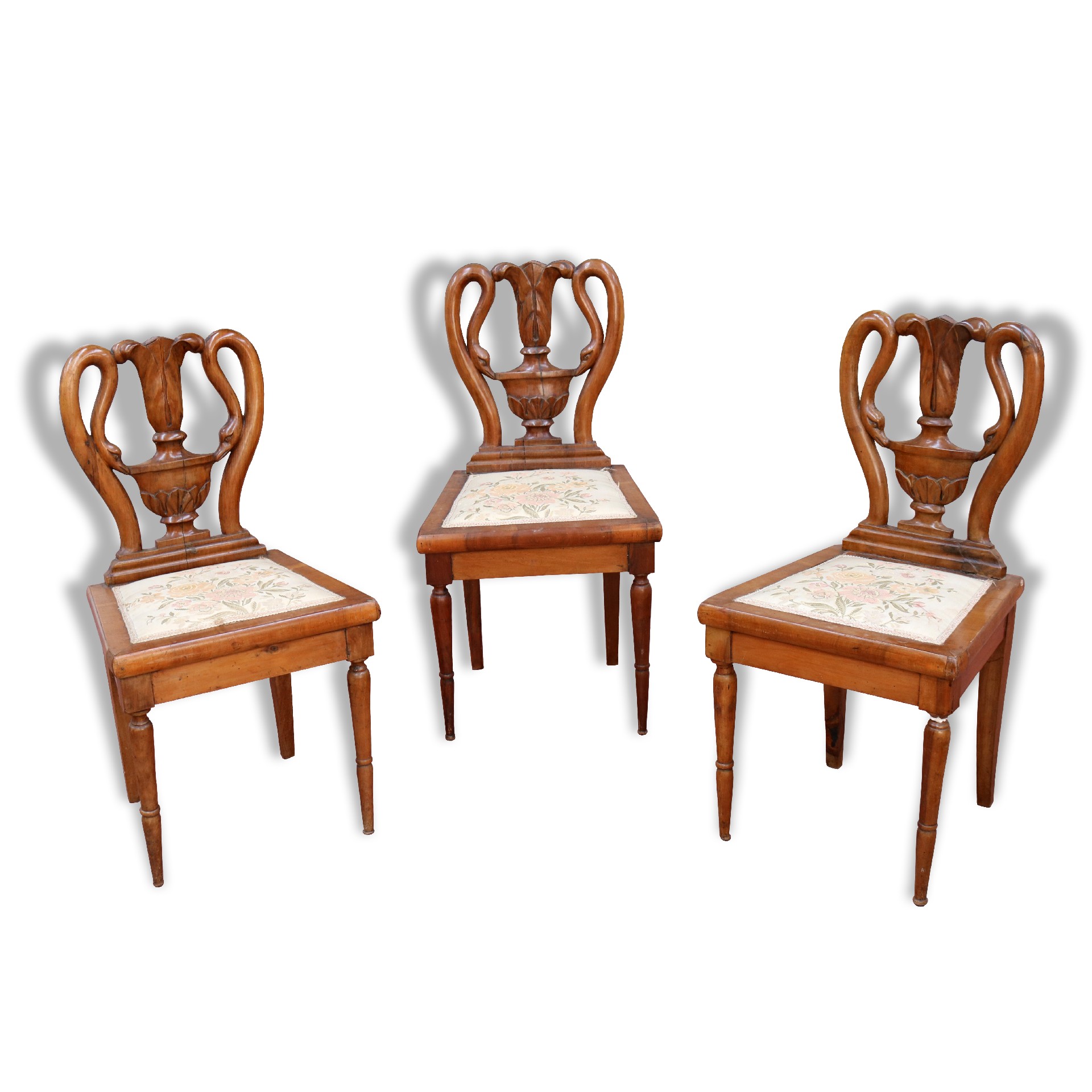 Tre sedie in legno antiche. - Salotti e Sedie - Mobili antichi - Prodotti - Antichità Fiorillo