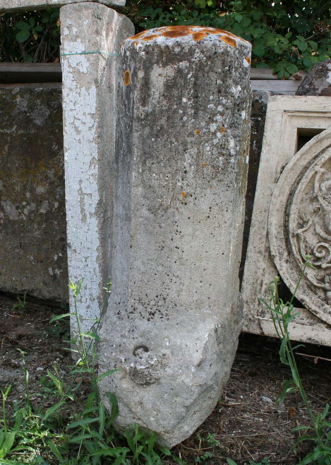 Colonna in pietra - Colonne antiche - Architettura - Prodotti - Antichità Fiorillo