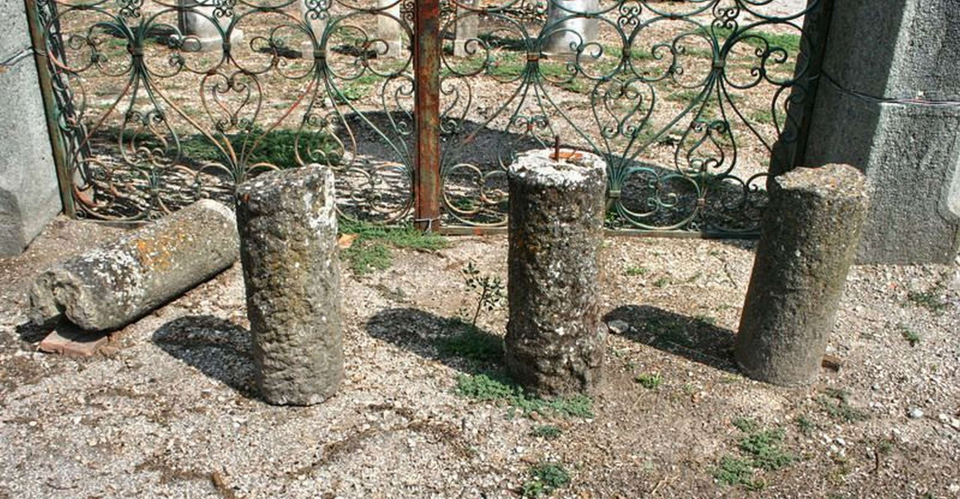 Colonne in pietra - Colonne antiche - Architettura - Prodotti - Antichità Fiorillo