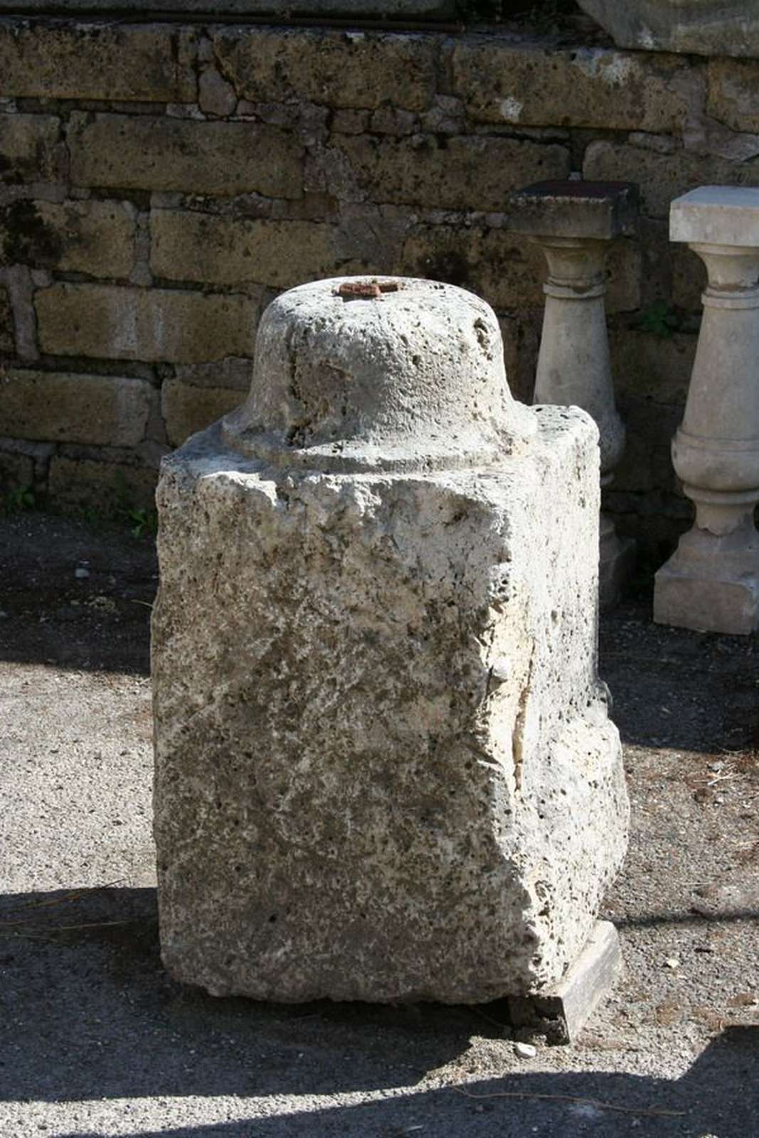 Colonna in pietra - Colonne antiche - Architettura - Prodotti - Antichità Fiorillo