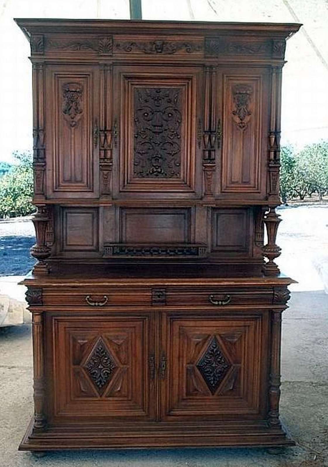 Credenza in legno. Epoca 1800. - 1