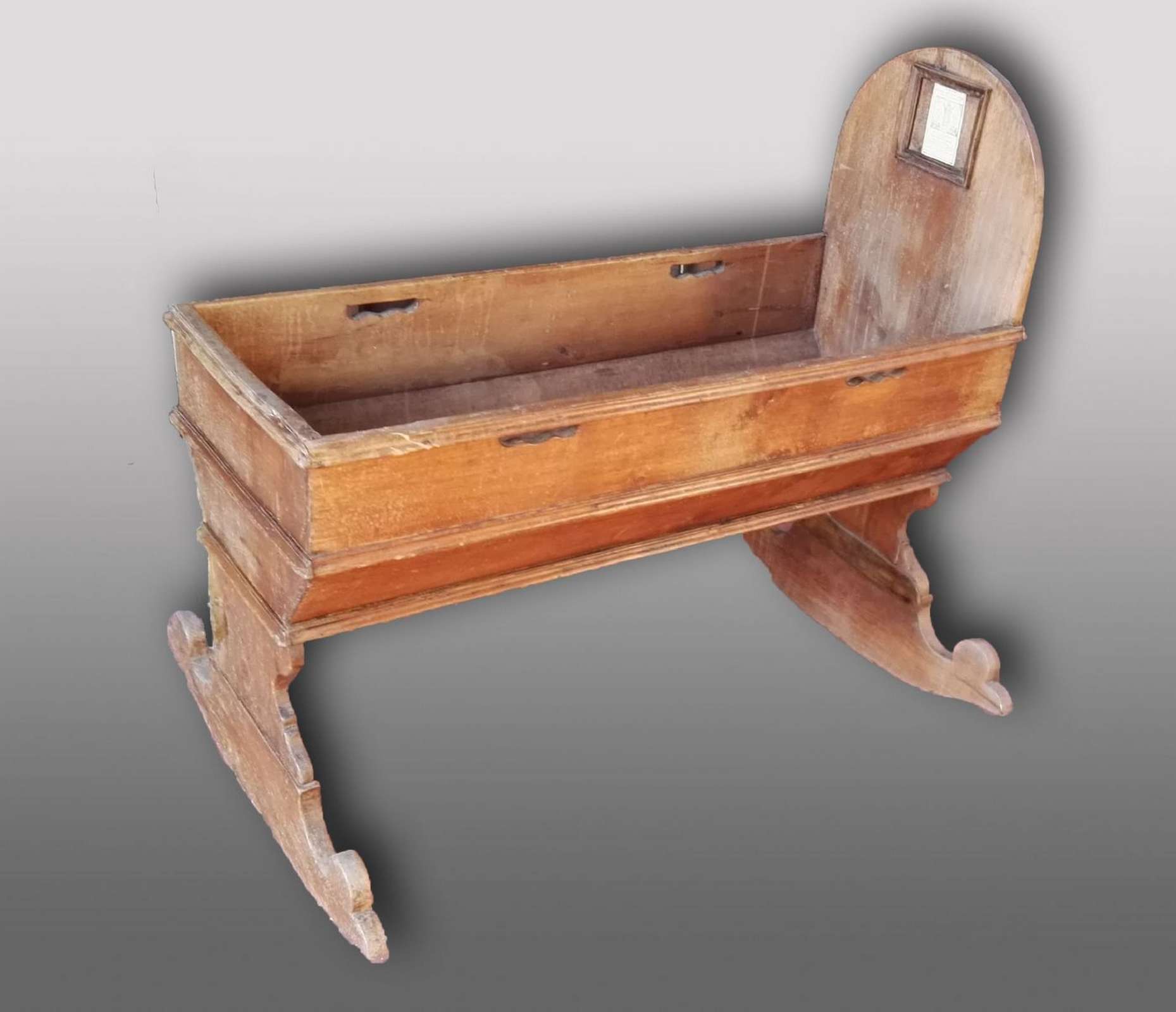 Antica culla in legno. Epoca 1800. - 1