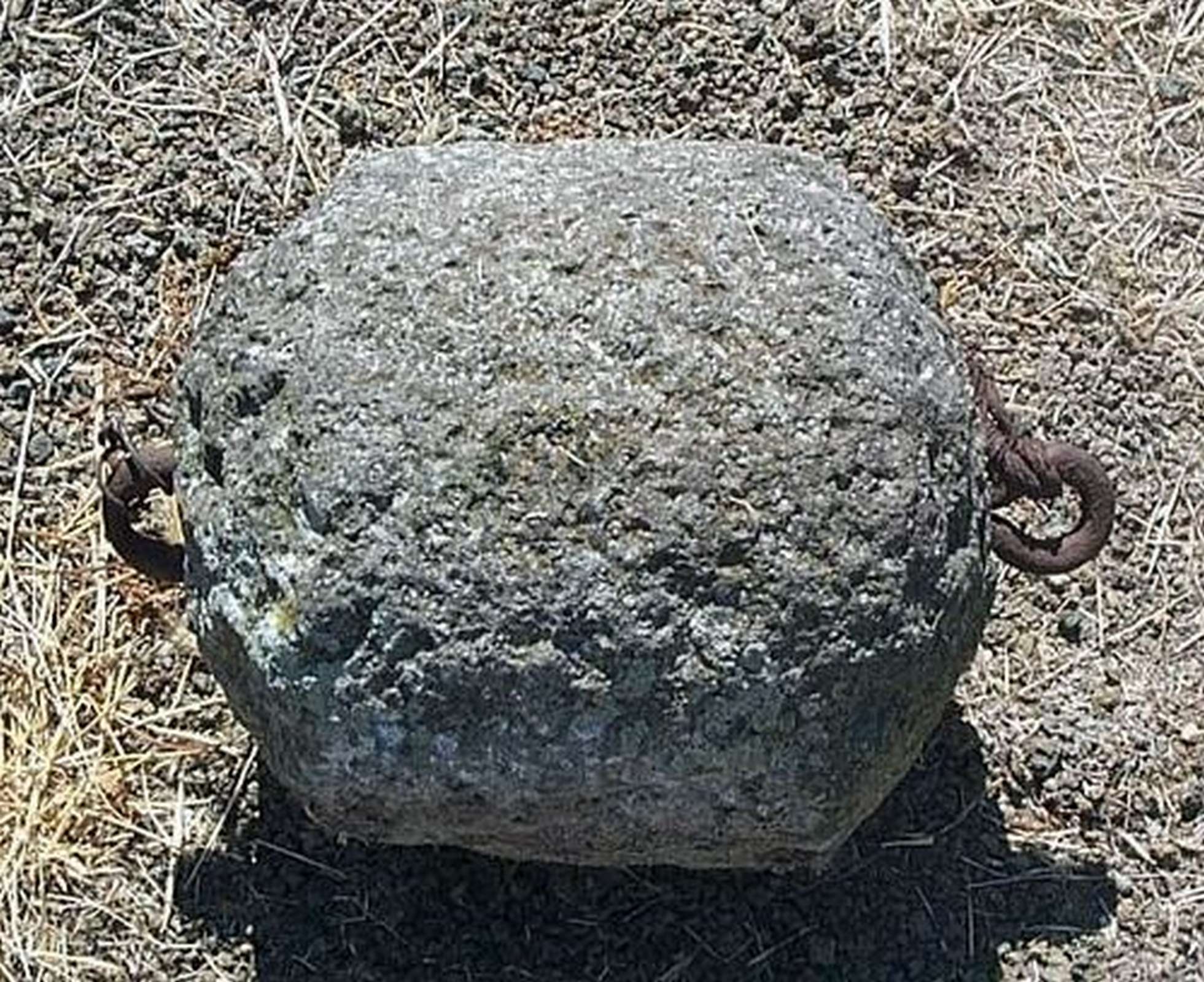 Frammento in pietra - Macine - Arredo Giardino - Prodotti - Antichità Fiorillo