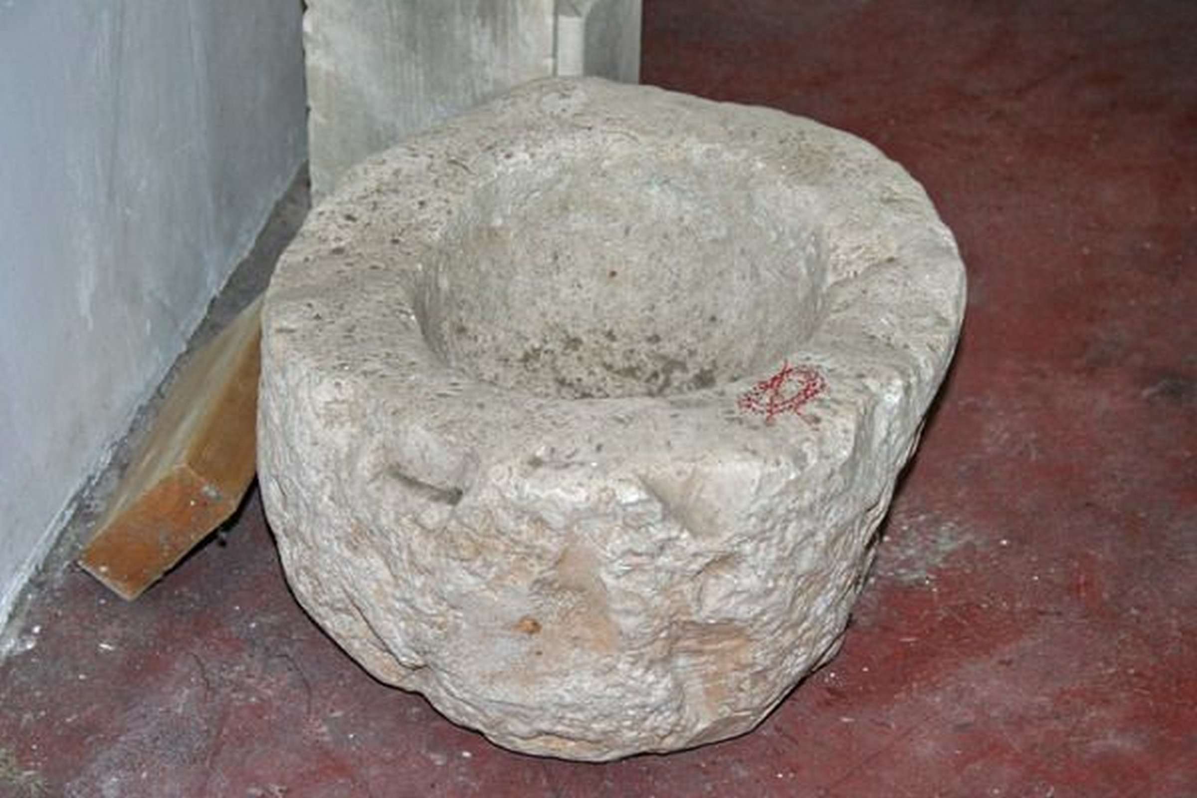 Mortaio in pietra - Orci Vasi e Mortai - Arredo Giardino - Prodotti - Antichità Fiorillo