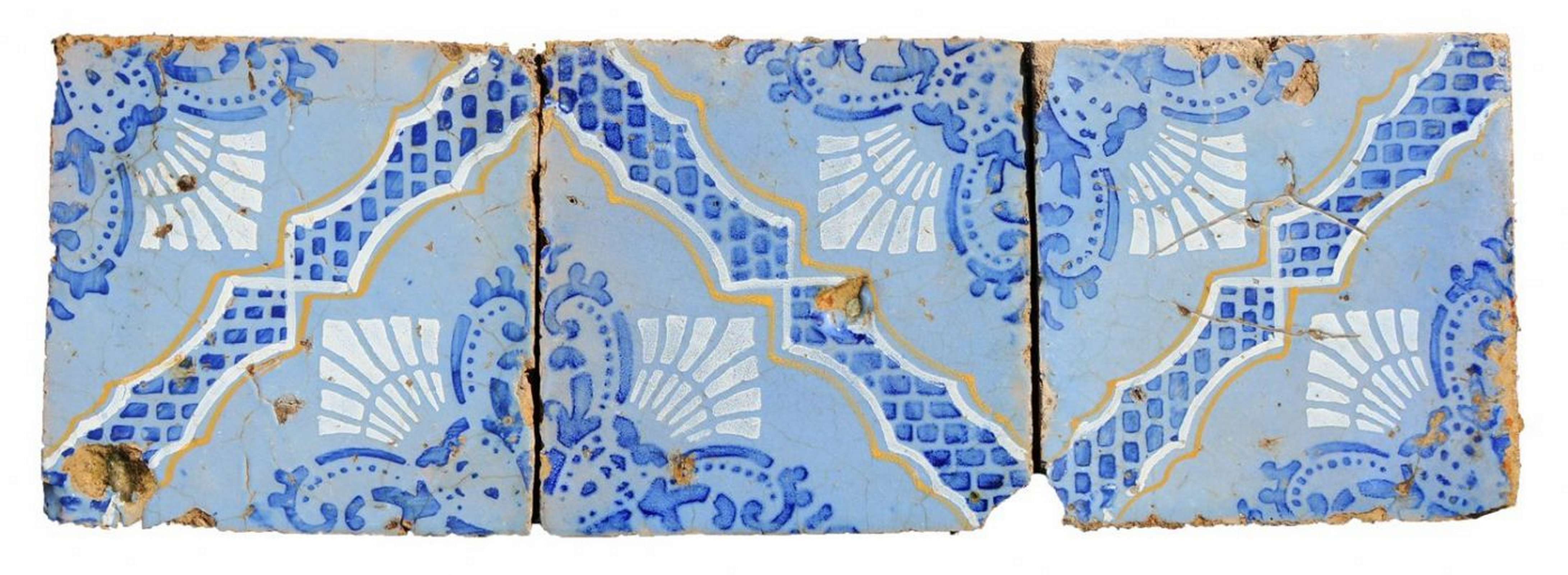 Antica pavimentazione in maiolica. - 1