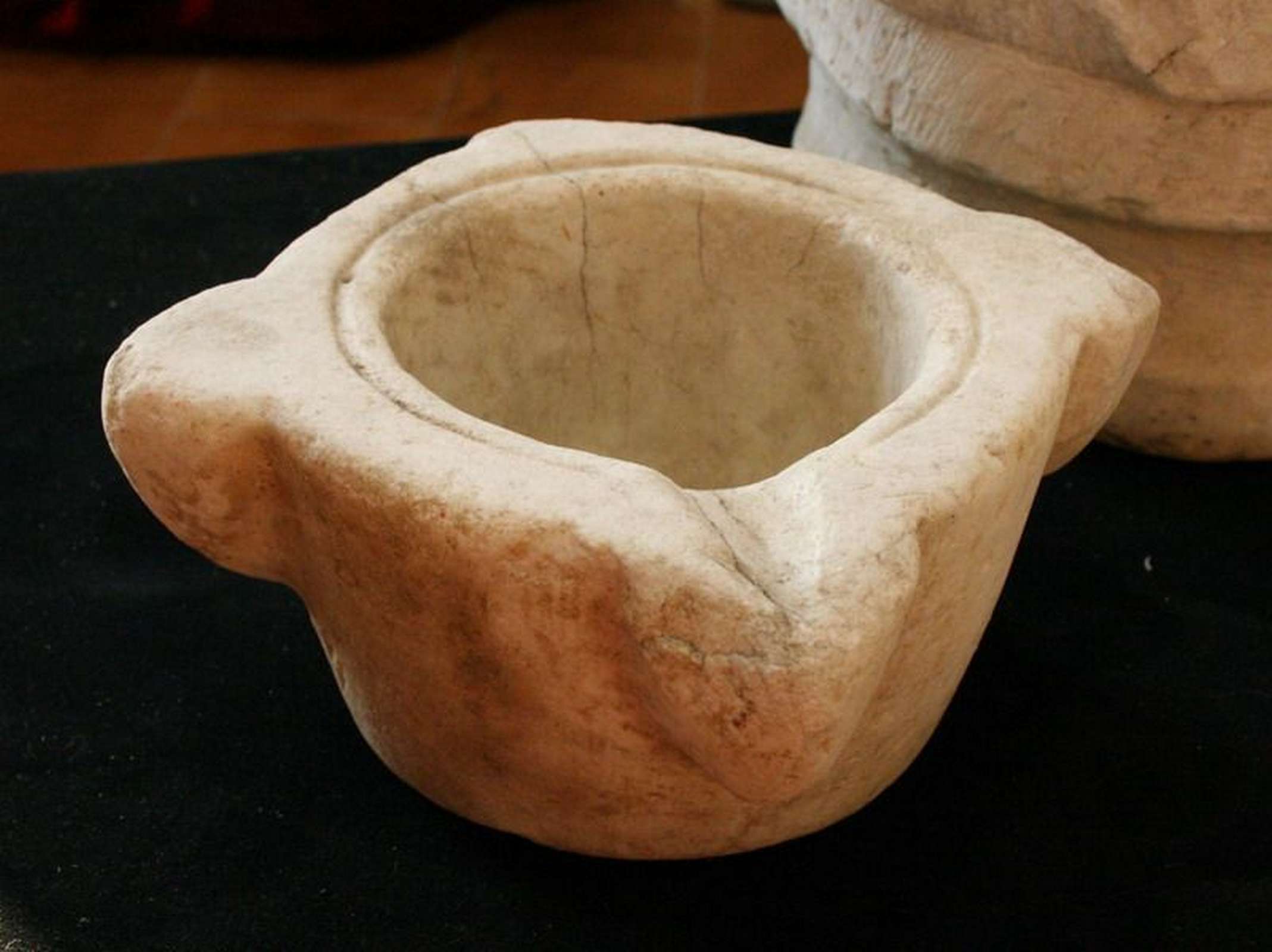 Antico pistello in marmo. Epoca 1500. - Orci Vasi e Mortai - Arredo Giardino - Prodotti - Antichità Fiorillo