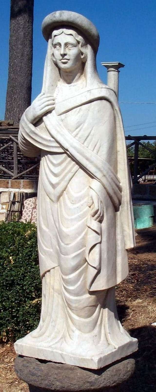 Antica statua in marmo. Epoca 1800. - Statue Antiche - Sculture Antiche - Prodotti - Antichità Fiorillo
