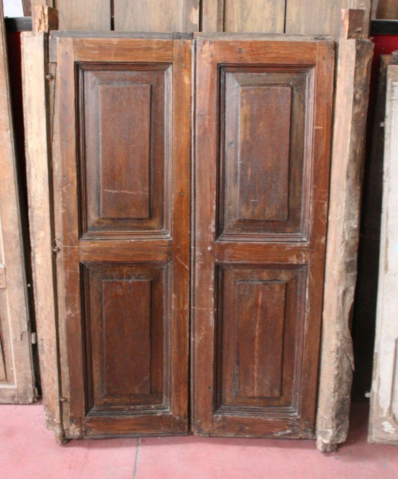 Antico scuro in legno. Epoca 1800. - Scuri e Stipi Antichi - Porte Antiche - Prodotti - Antichità Fiorillo