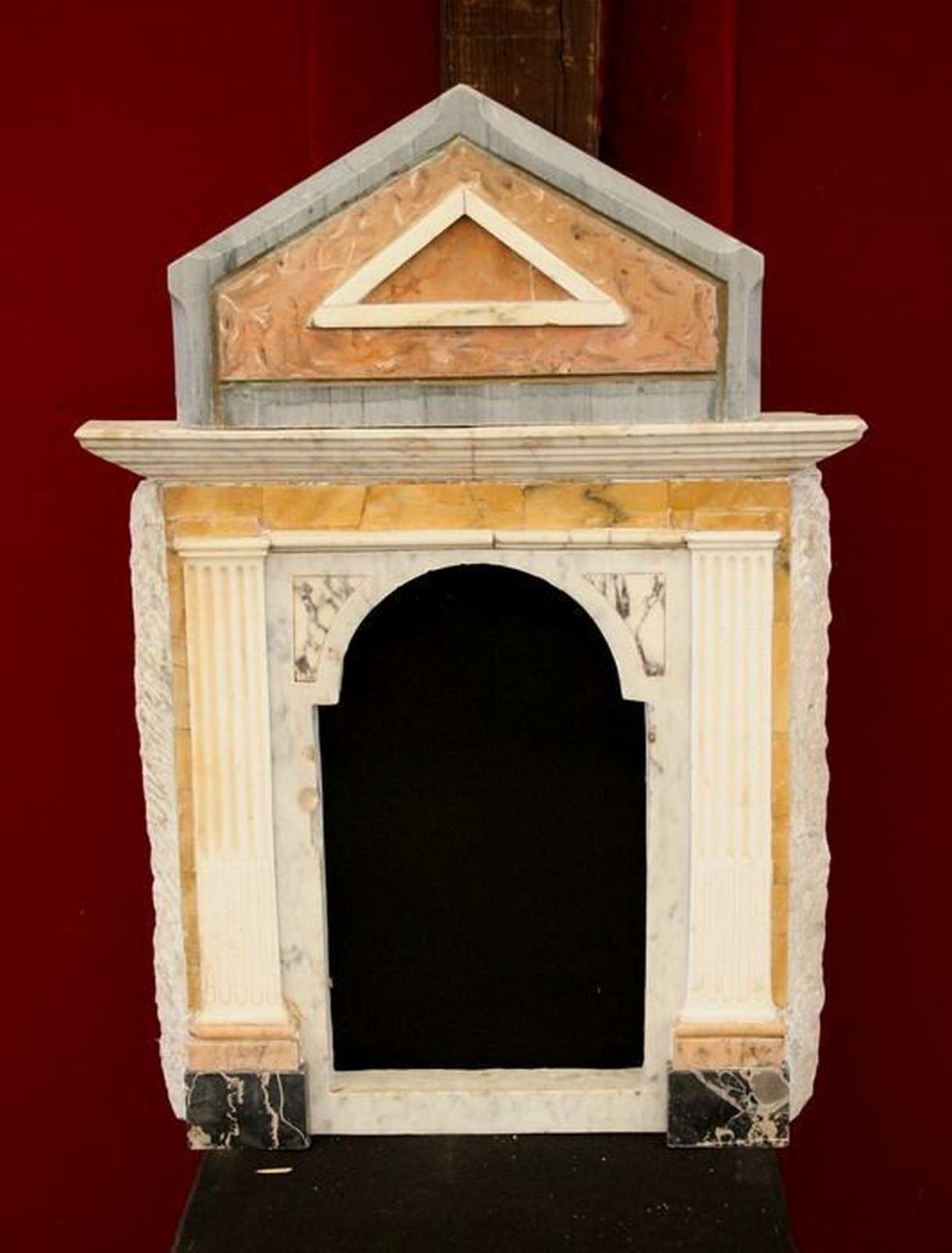 Antico ciborio in marmo. Epoca 1800. - Tabernacoli - Architettura - Prodotti - Antichità Fiorillo