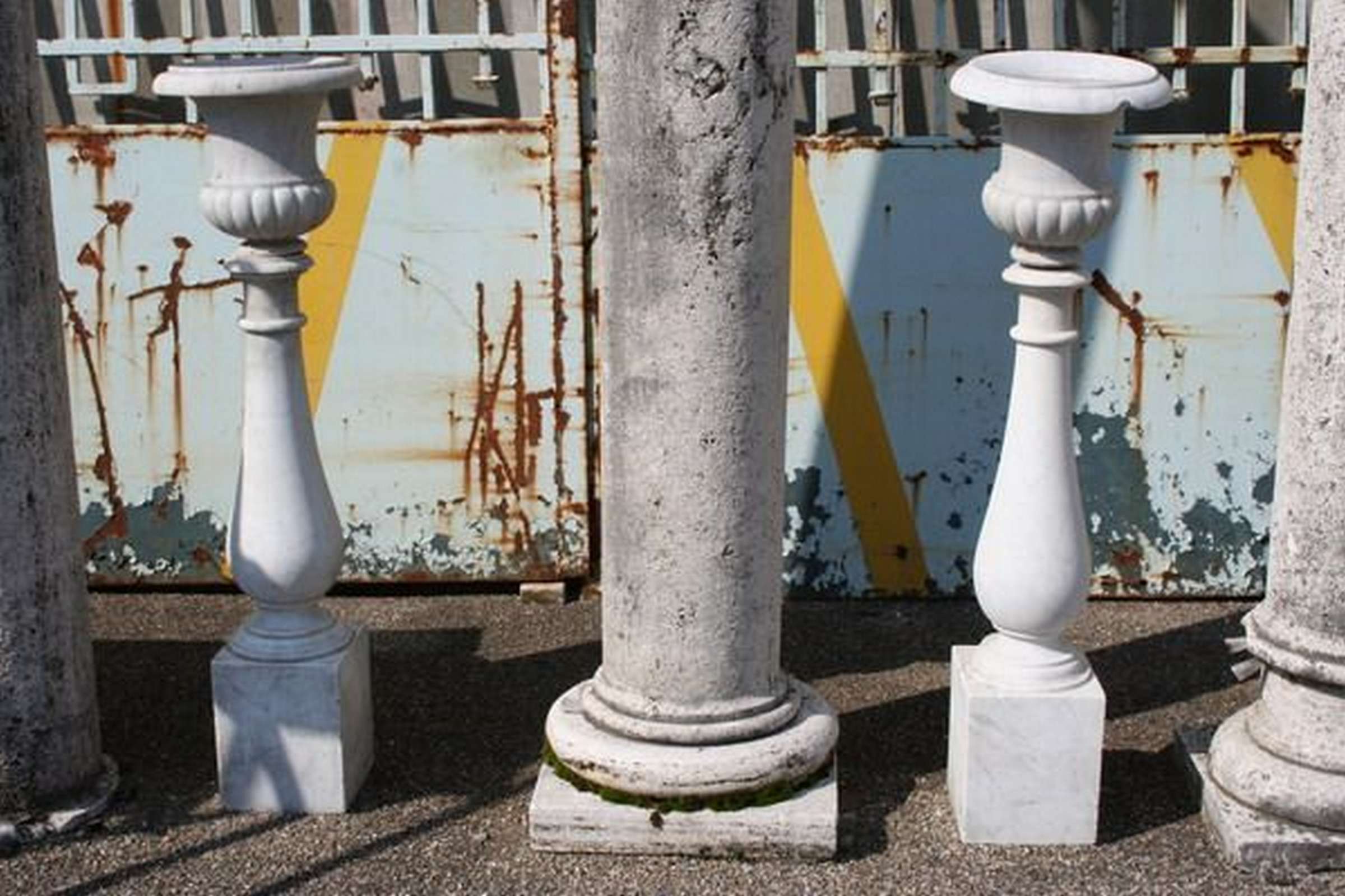 Coppia di antichi vasi in marmo - Orci Vasi e Mortai - Arredo Giardino - Prodotti - Antichità Fiorillo