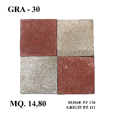 Antica pavimentazione in graniglia. cm 25x25. 
