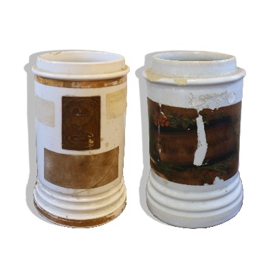 Antica coppia di vasi in maiolica. 