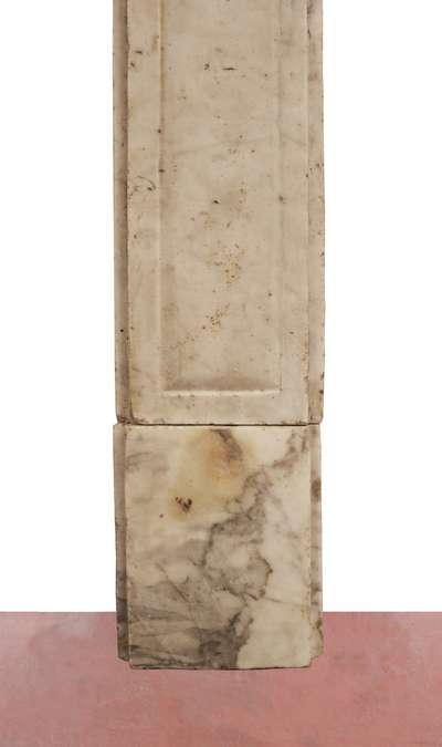 Camino antico in marmo, cm 164x114h. Epoca 1800. 