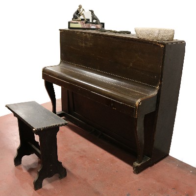 Pianoforte verticale 